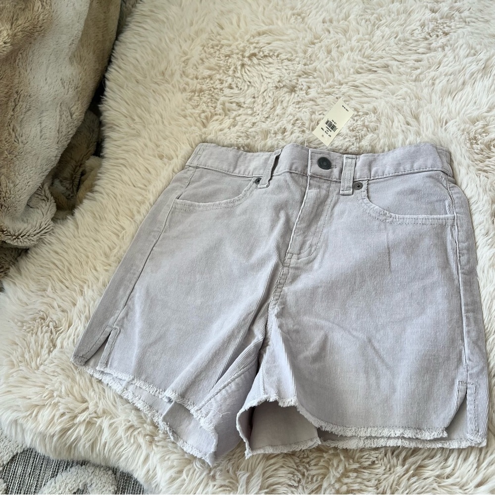 Aerie Light Grey Corduroy Shorts Raw Fray Hem Size XSmall Cotton Blend Pockets